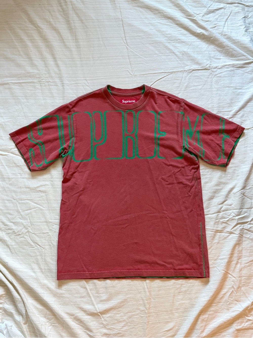Supreme FW23 bright red green logo t-shirt size small